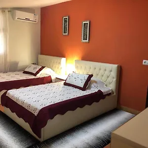 https://vila-ceni.albaniahotels.org